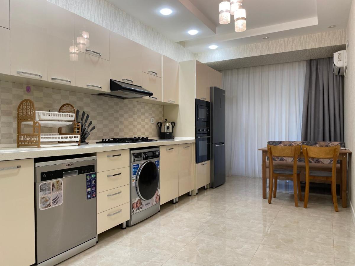 Park Azure Apartment Баку Екстериор снимка